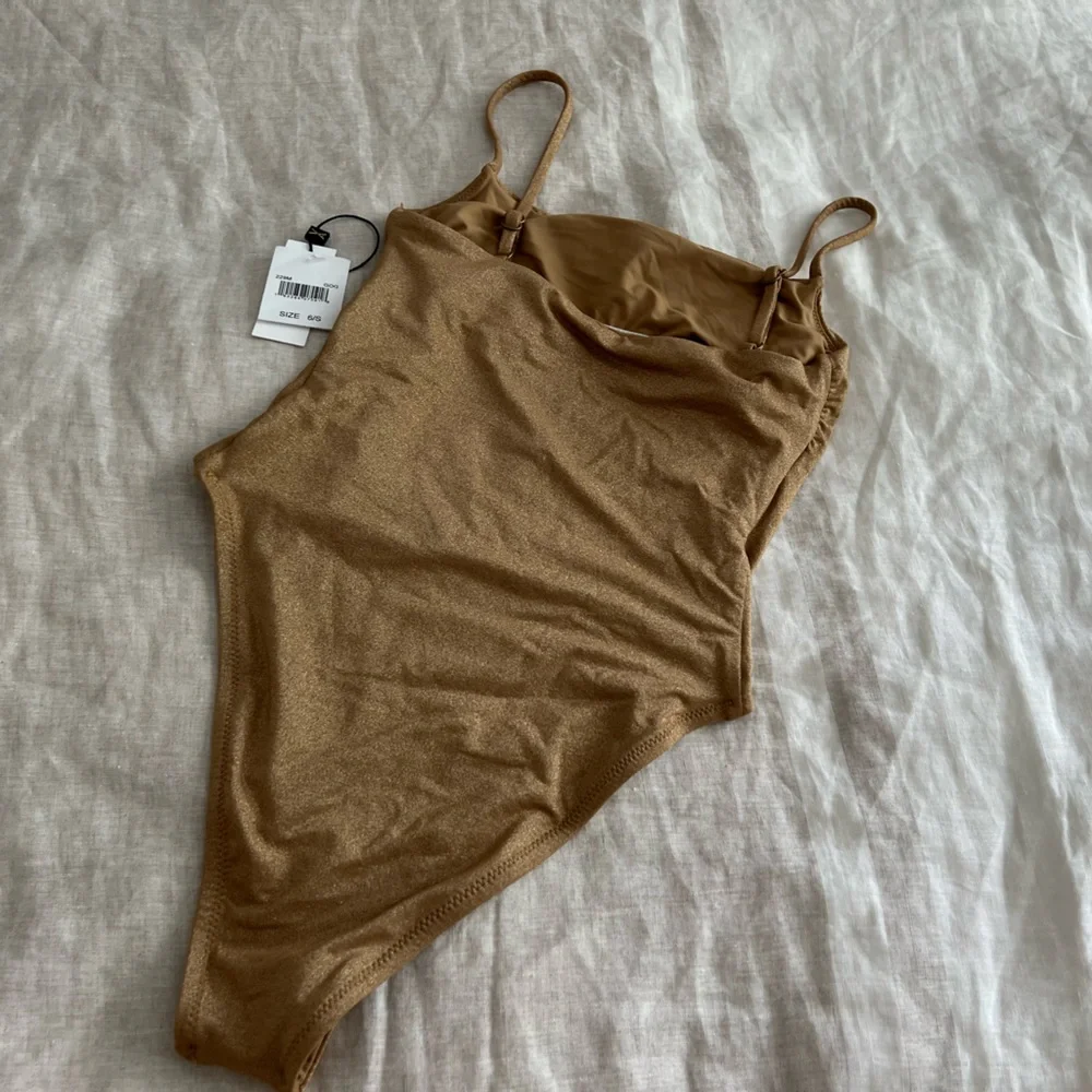 Vitamin A Jenna high leg one piece. - Picture 4 of 12